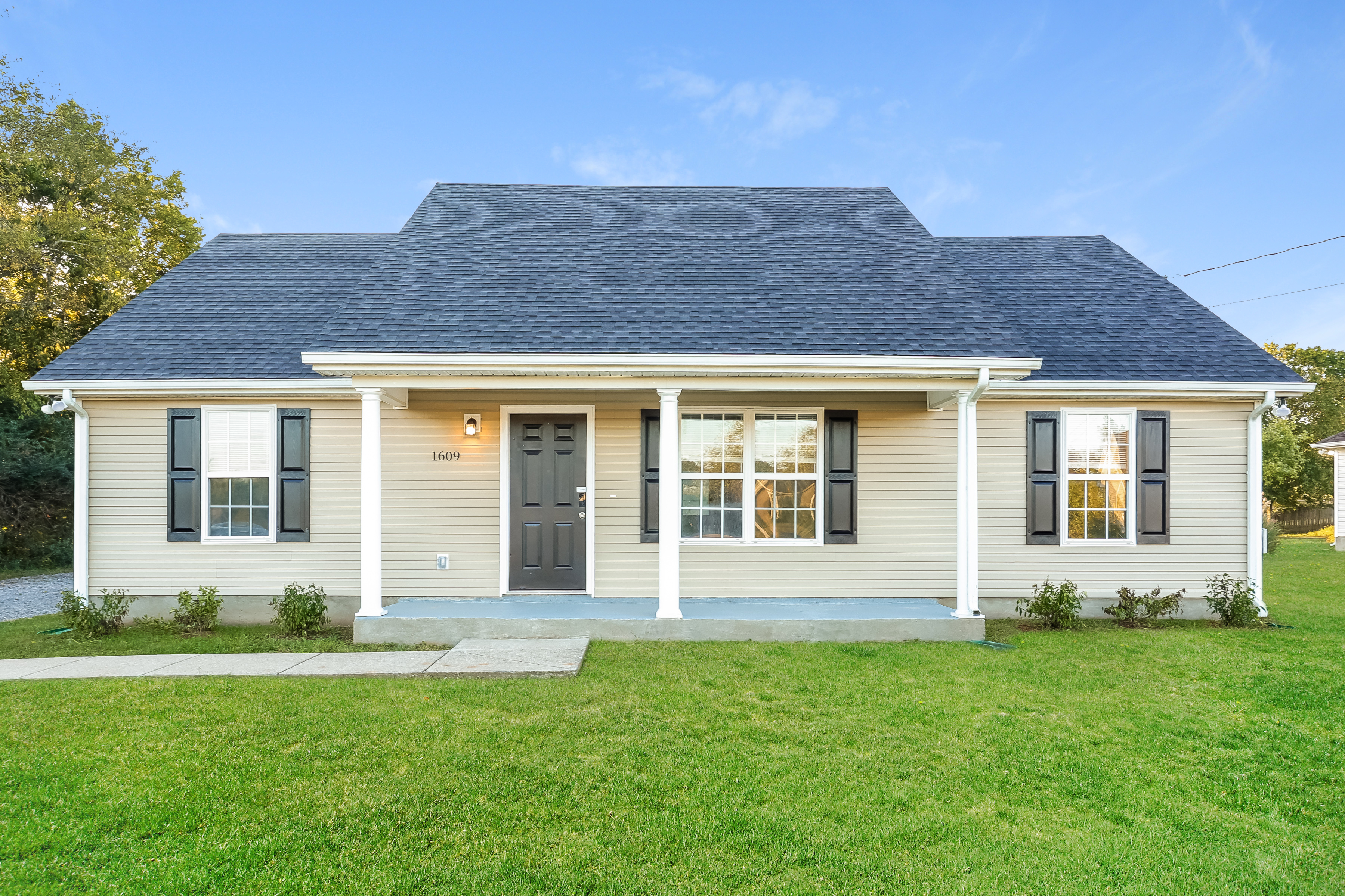 1609 TELLICO AVE MURFREESBORO, TN 37129